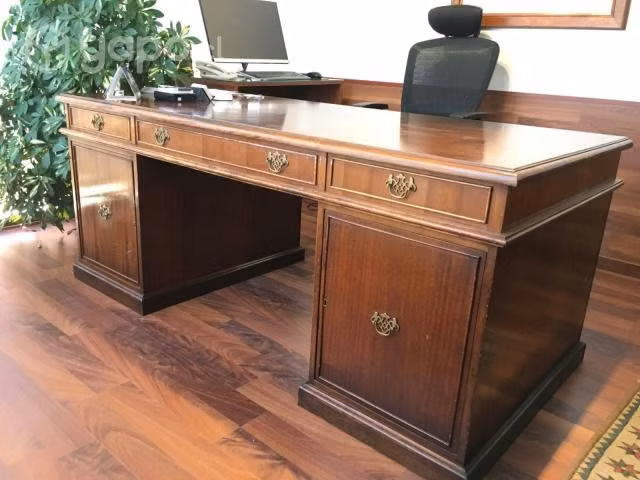 ESCRITORIO AÑO 1935 madera de lingue