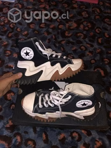 Converse run star Motion