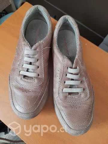 Zapatillas de cuero