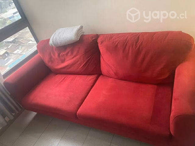 Mueble rojo como nuevo semanas de uso