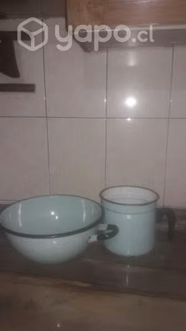 Juego de bol y lechero antiguo de loza adorno