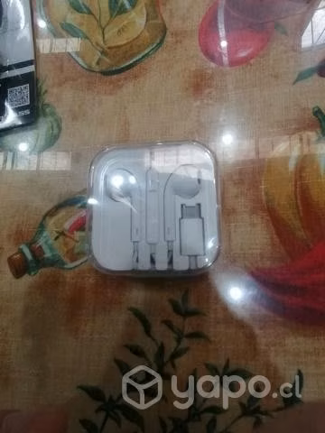 Audífonos entrada tipo C y tipo plug