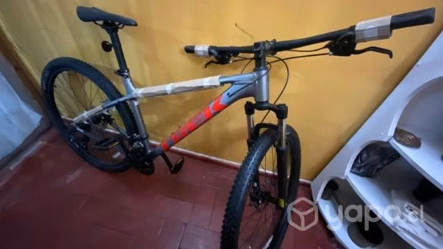 Bicicleta TREK Nueva - Imagen 2