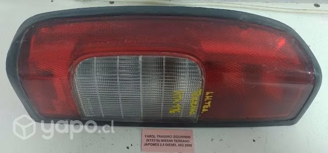 Farol Trasero Izquierdo (NTX116) Nissan Terrano Ja