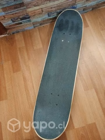 Skate casi nuevo (poco uso) - Marca Robot