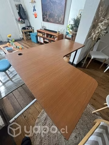 Escritorio grande