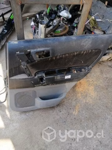 Tapiz puerta trasera derecha Daihatsu Terios 2015