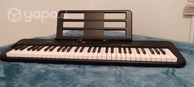 Teclado marca casio