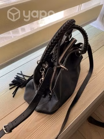 Cartera Guess