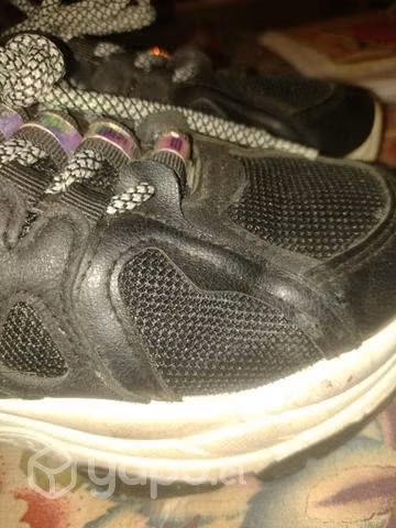 Zapatillas perfectas condiciones - Imagen 2