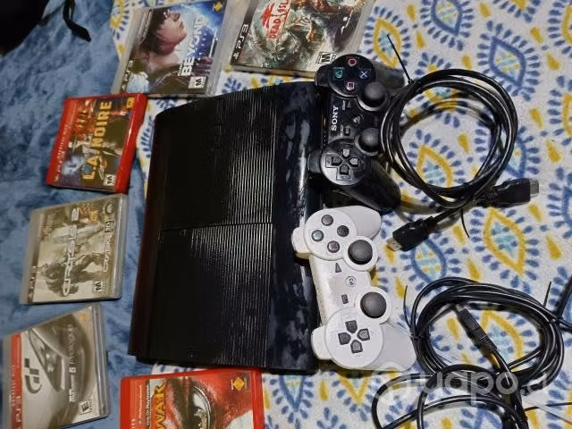Play 3 + Juegos