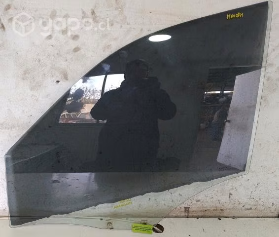 Vidrio Puerta Delantera Izquierda Mahindra
