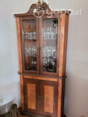 Hermoso Esquinero Antiguo
