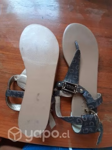Sandalias GUESS 38.5