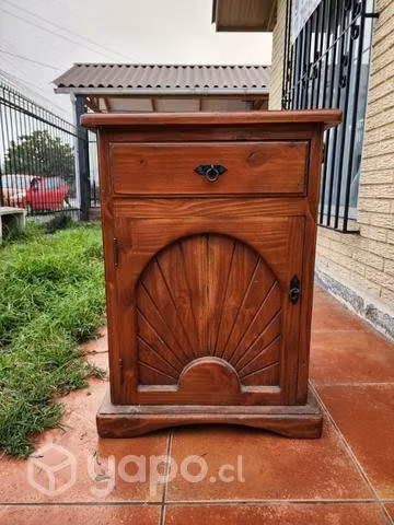 Cama de 1 plaza y velador