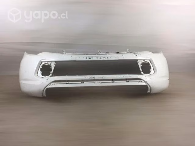 Parachoque Delantero Mitsubishi L