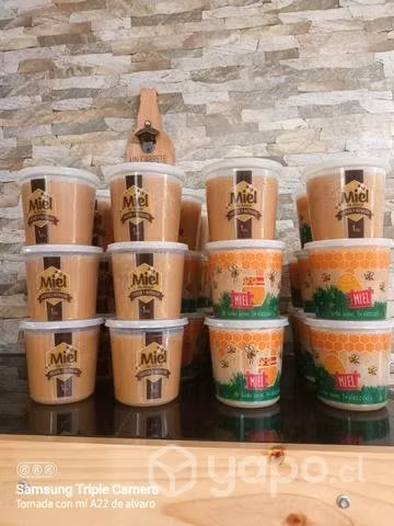 Miel pura de abejas