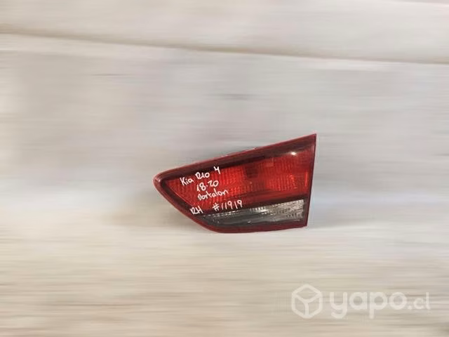 Foco trasero RH Kia Río 