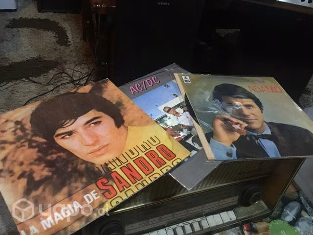 Vinilos equipo audio toca discos