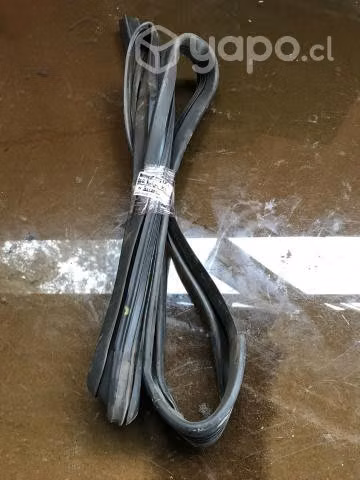 Goma vidrio puerta delantera derecha Foton K1 2.0