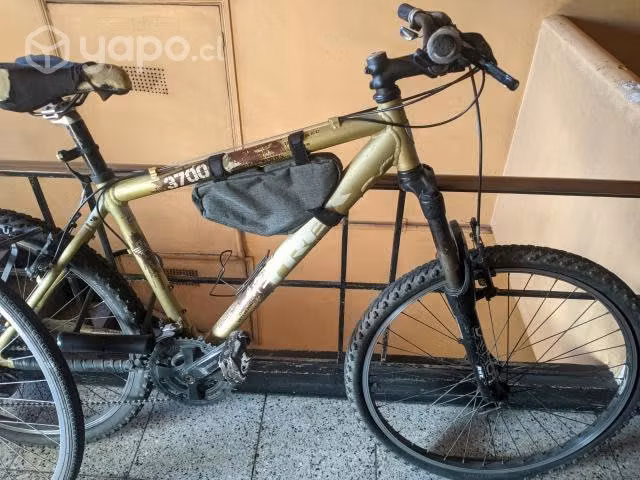Bicicleta Trek modelo 3700 aro 26