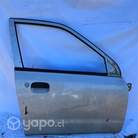 Puerta Delantera derecha Suzuki alto 2012