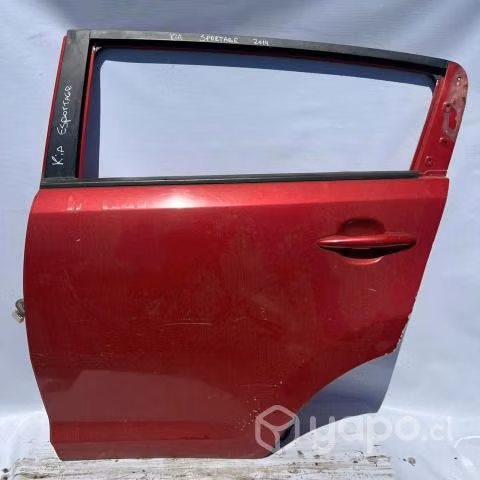 Puerta trasera izquierda Kia sportage 2014