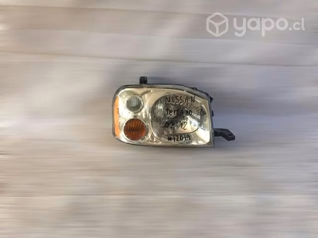 Foco óptico RH Nissan Terrano 2002 2012