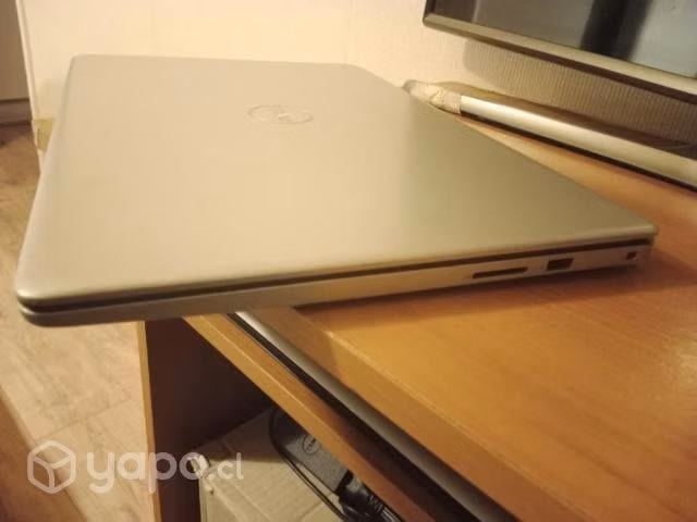 Dell inspiron 15 3000 - Imagen 4
