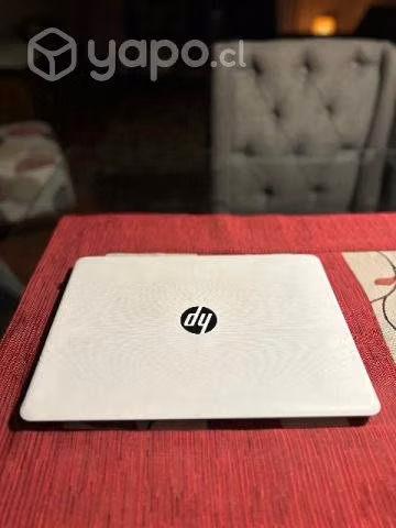Notebook HP 500 y 4GB i5