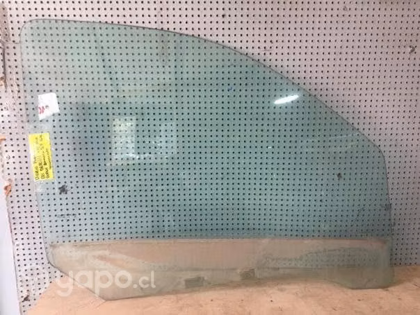 Vidrio puerta delantera derecha Dodge Dakota 2012
