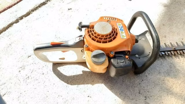 Cortacetos Stihl hs45