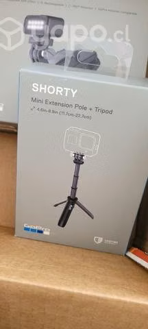 Kits nuevos Gopro luz en base magnética y trípode