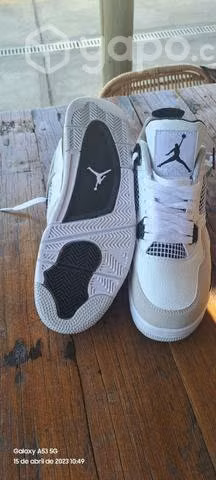Jordan retro 4 - Imagen 2