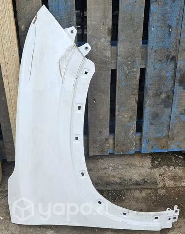 Tapabarro derecho Creta 2021 2023 detalle