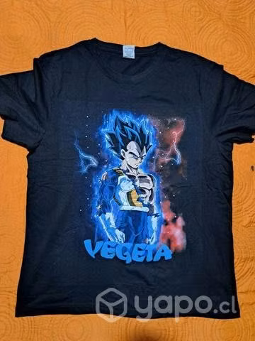 Poleras con doble estampado