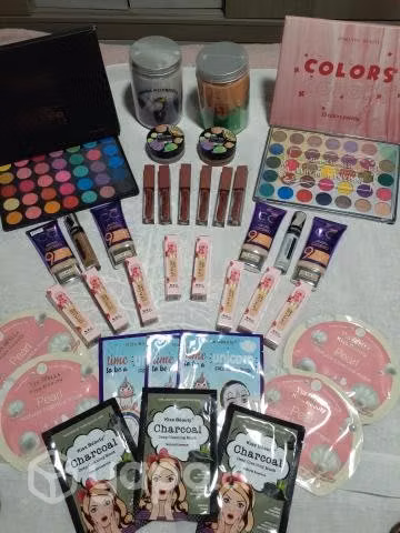 Cosméticos y perfumería