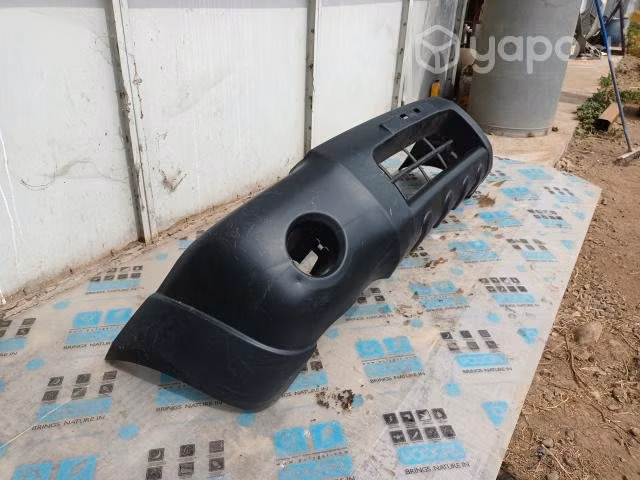 Parachoques delantero Nissan Terrano D22