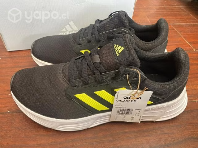 Zapatillas adidas 42 1/2