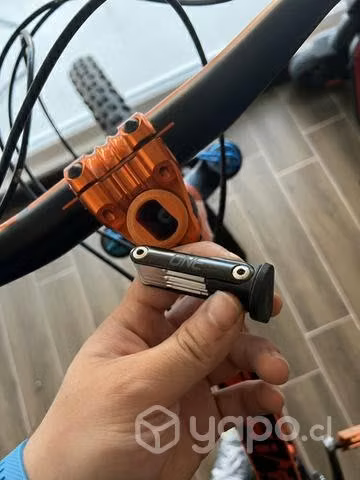 Santa Cruz nomad talla m - Imagen 5