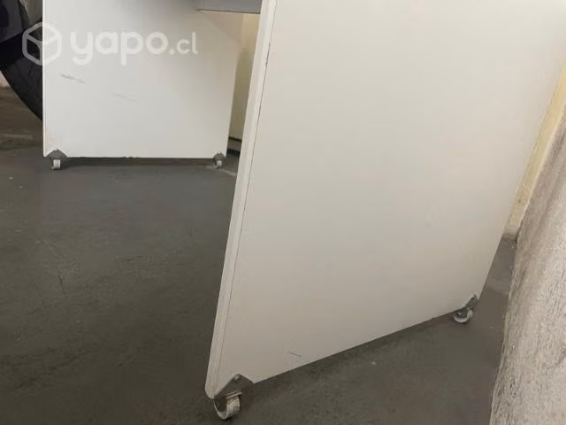 Escritorio de madera - Imagen 3