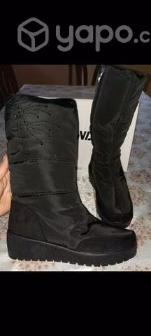 Botas impermeables y achiporradas ideal para frío