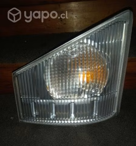 Foco direccional Chevrolet Isuzu NKR/NPR nuevo