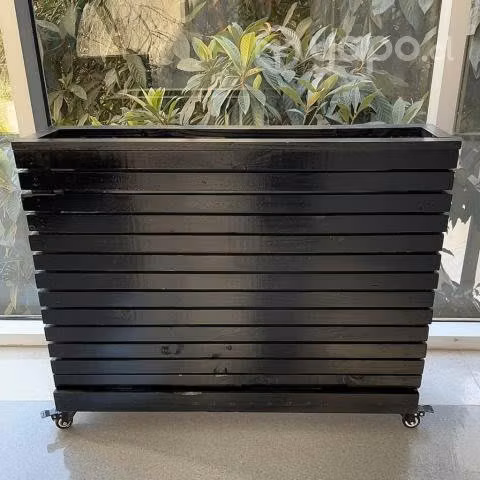 Macetero De Madera Con Ruedas 100x70x25