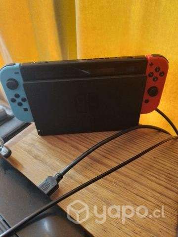 Nintendo Switch + Caja + 4 juegos + Estuche - Imagen 2