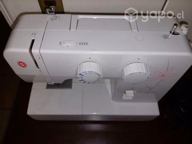 Maquina de coser Singer