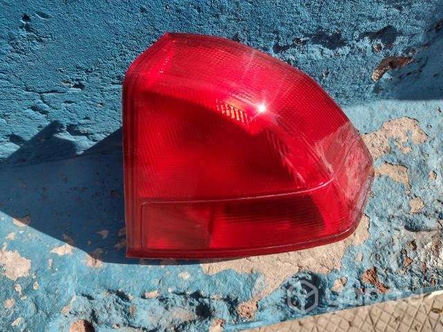 Foco trasero der honda Civic 2001-2004 - Imagen 3