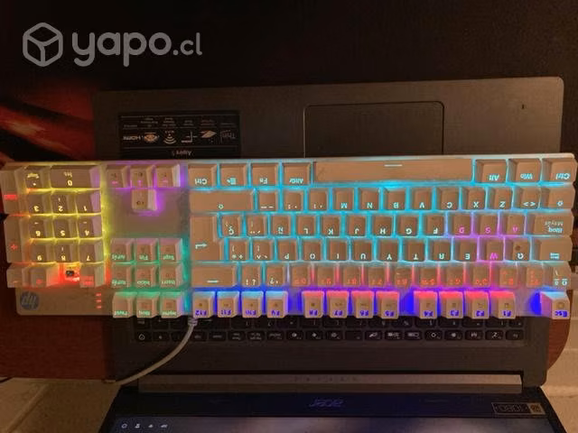 Teclado y mousse