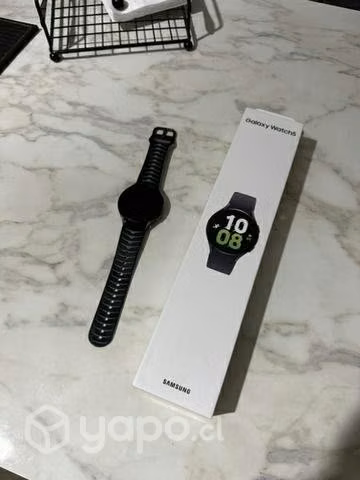 Reloj galaxy Watch5 de 44mm SM-R910 color grafito