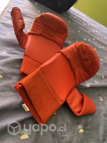 Guantes y tobilleras